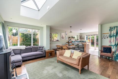 4 bedroom detached house for sale, Watford Close, Guildford, Surrey GU1