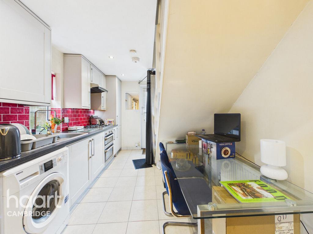 House in Cambridge, Petersfield - View 5