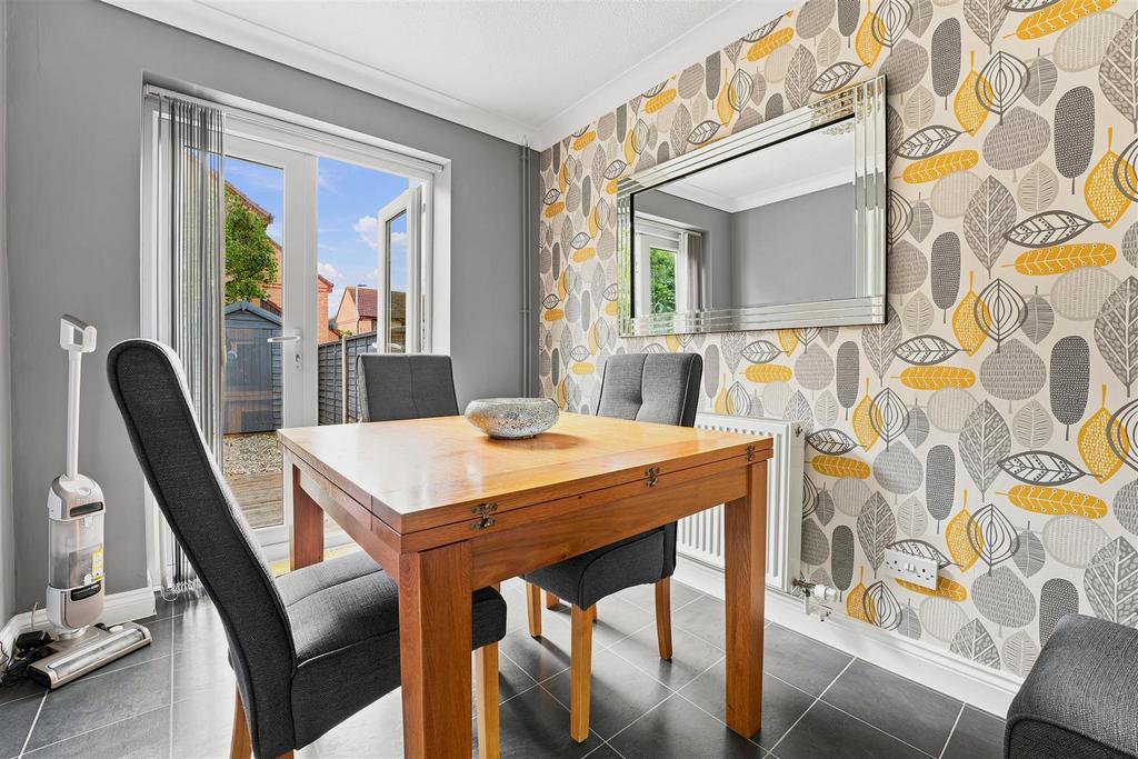 House in Bristol, Bradley Stoke - View 3