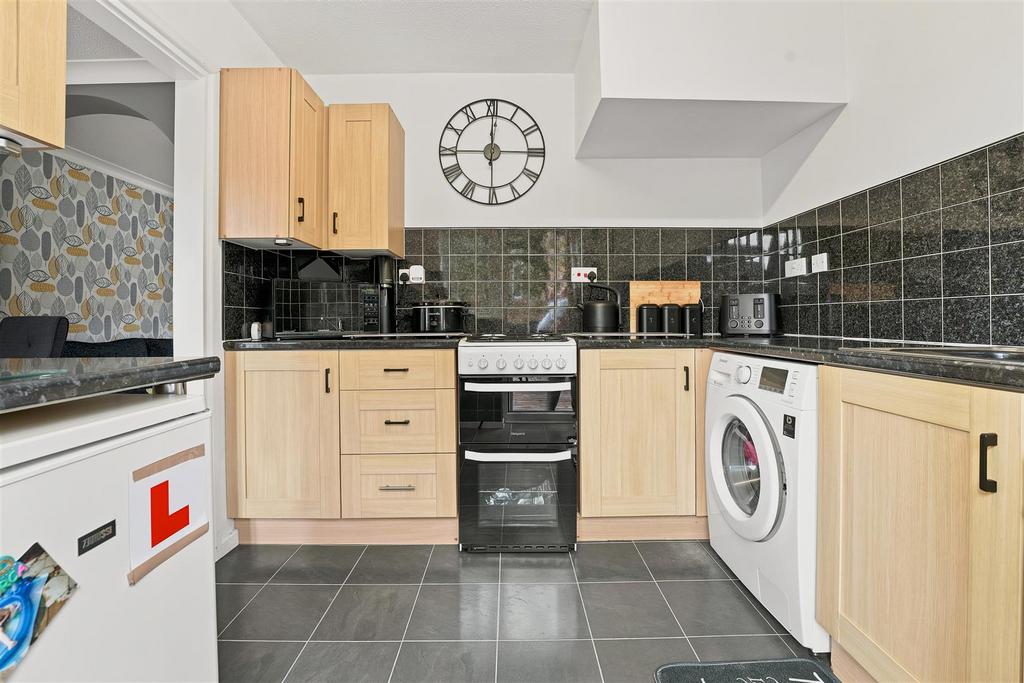 House in Bristol, Bradley Stoke - More