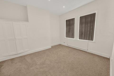 7 bedroom property to rent, Wargrave Road, Newton-Le-Willows, WA12
