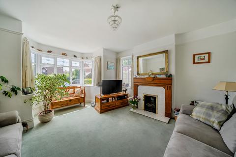 3 bedroom detached house for sale, Broadwell Road, Wrecclesham, Farnham, GU10