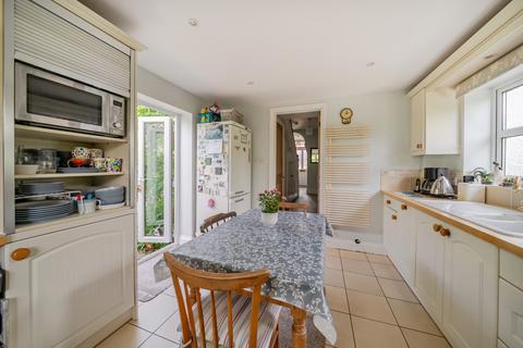 3 bedroom detached house for sale, Broadwell Road, Wrecclesham, Farnham, GU10
