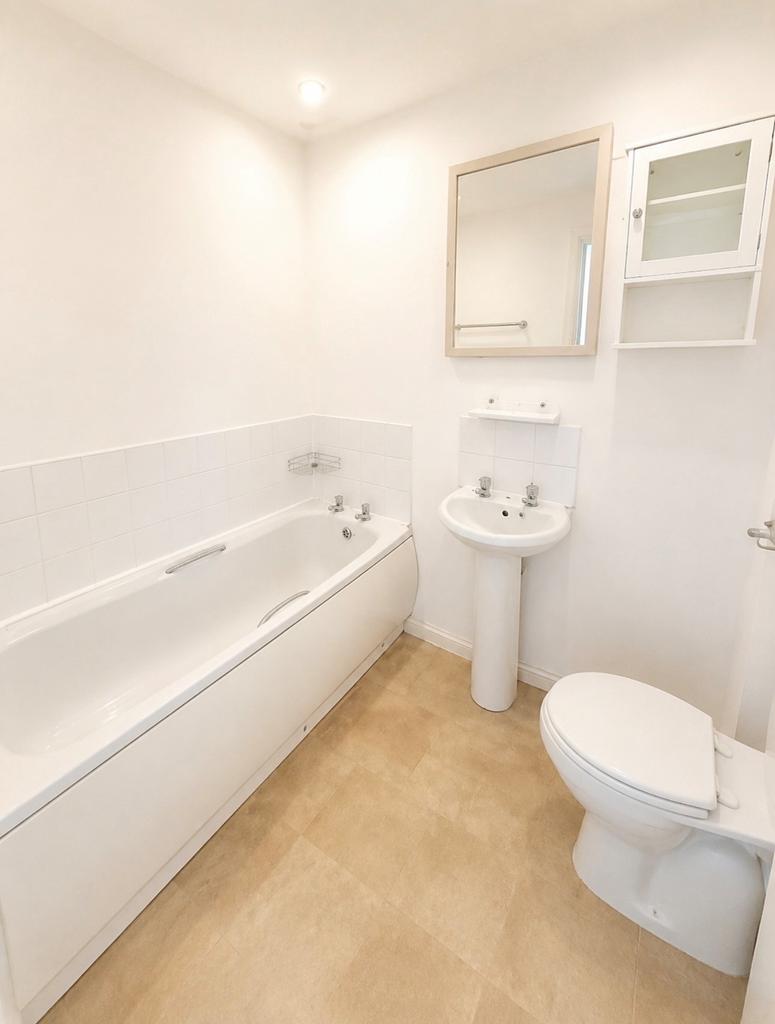 Maukinfauld Road, Glasgow, G32 - More