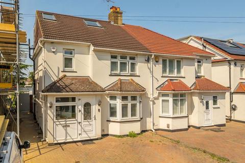 Hamilton Avenue, Surbiton KT6