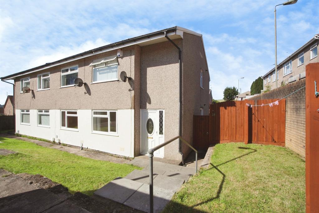 2 bedroom maisonette for sale