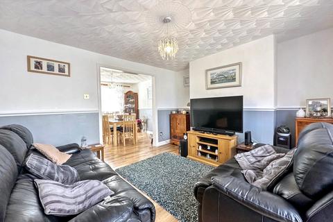 3 bedroom semi-detached house for sale, Ennerdale Gardens, Wallsend, Tyne and Wear, NE28 0EZ