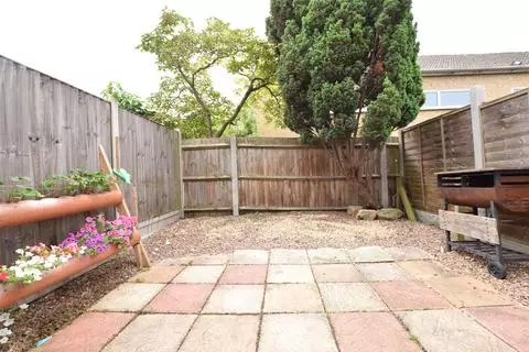 1 bedroom terraced house to rent - View 4