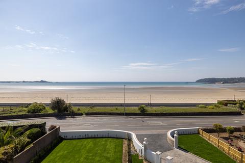 3 bedroom penthouse for sale, La Route de la Haule, St. Lawrence, Jersey