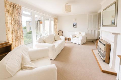 2 bedroom flat for sale, Nun Street, Haverfordwest, Dyfed, SA62