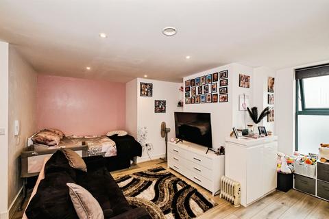 Studio for sale, Romany Road, Worthing