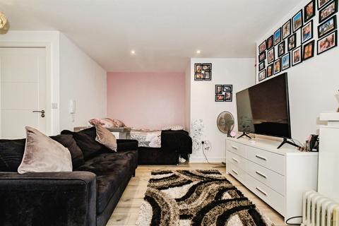Studio for sale, Romany Road, Worthing