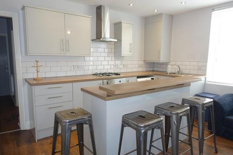 5 bedroom private hall to rent, Southfield Road, Middlesbrough, TS1 3HB