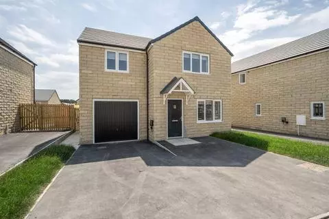 3 bedroom detached house to rent