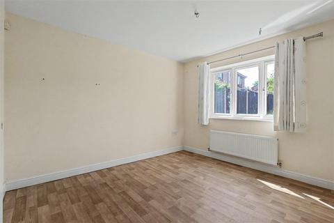 5 bedroom townhouse for sale, Turton Drive, Arnold, Nottingham