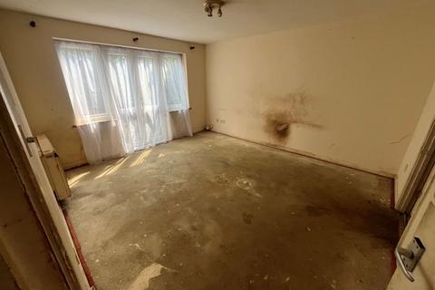 undefined, Raglan Road, London E17