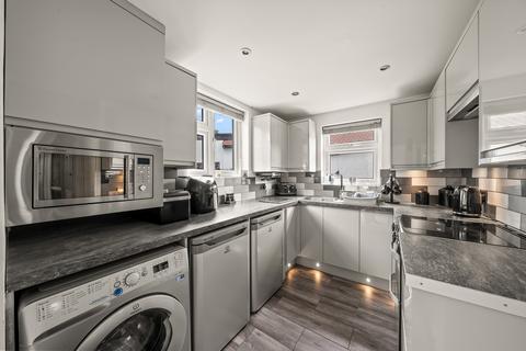 undefined, Burford Road, Worcester Park KT4