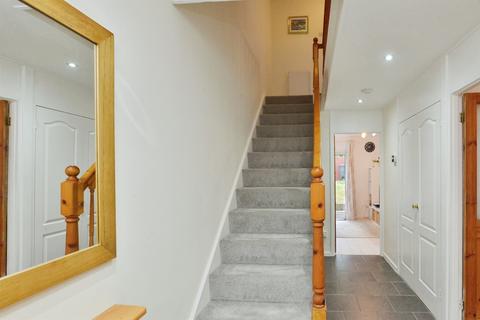 3 bedroom terraced house for sale, Malletts Close, Stony Stratford, MILTON KEYNES