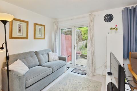 3 bedroom terraced house for sale, Malletts Close, Stony Stratford, MILTON KEYNES