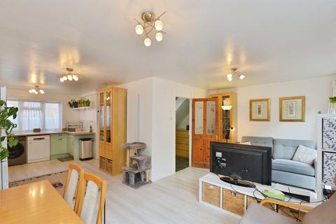 3 bedroom terraced house for sale, Malletts Close, Stony Stratford, MILTON KEYNES