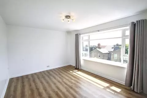 2 bedroom flat to rent - Widok 4