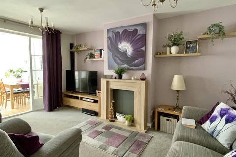 2 bedroom semi-detached bungalow for sale, Claremont Avenue, Stony Stratford, Milton Keynes