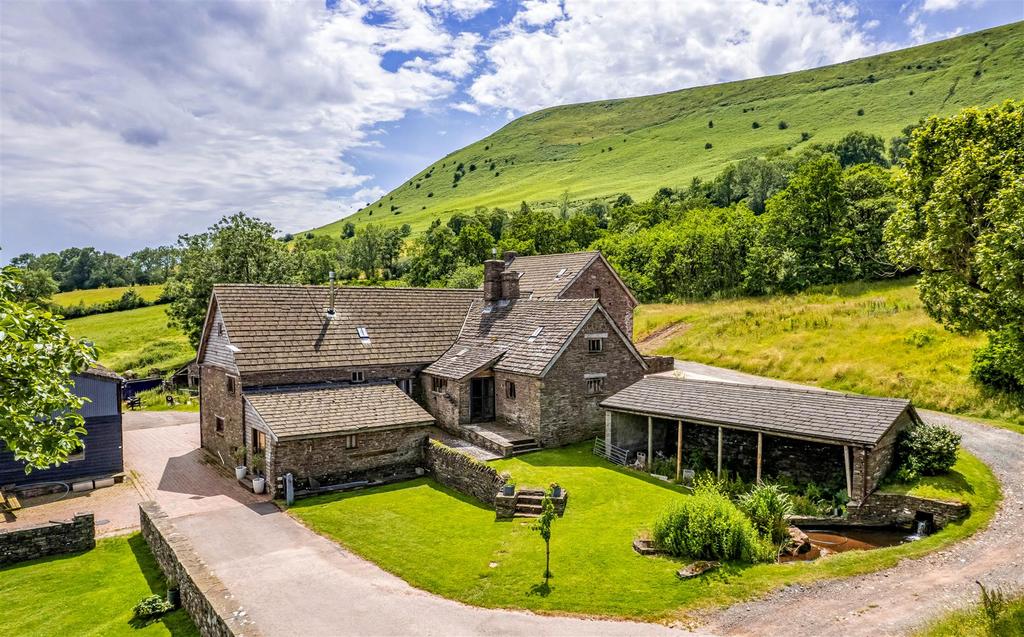 House in Longtown, Llanveynoe - View 2