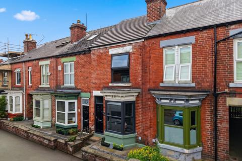 3 bedroom terraced house for sale, Wath Road, Sheffield S7