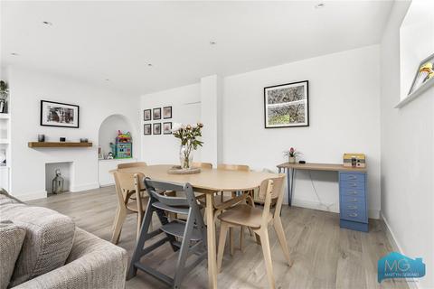 undefined, Beverley Close, London, N21
