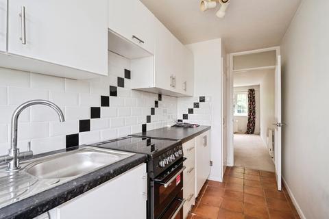 1 bedroom flat for sale, Bishops Lane, Robertsbridge, East Sussex, TN32
