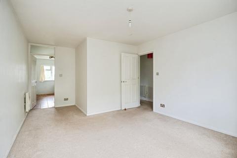 1 bedroom flat for sale, Bishops Lane, Robertsbridge, East Sussex, TN32