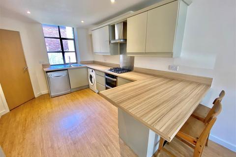 3 bedroom terraced house for sale, Peel Street, Macclesfield