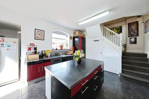 5 bedroom detached house for sale, Prest Avenue, Meden Vale, Mansfield, Nottinghamshire, NG20