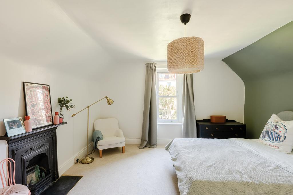 Apartment in Bristol, Redland - View 3