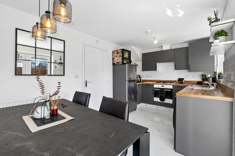 3 bedroom semi-detached house for sale, Primrose Avenue, Clehonger, Hereford, HR2