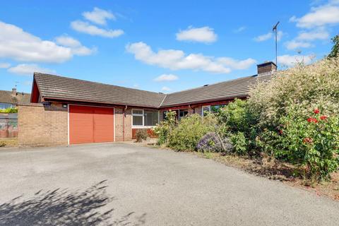4 bedroom detached bungalow for sale, Broomfield Lane, Newark NG22