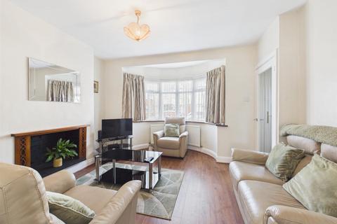 3 bedroom terraced house for sale, Dulverton Road, Ruislip HA4