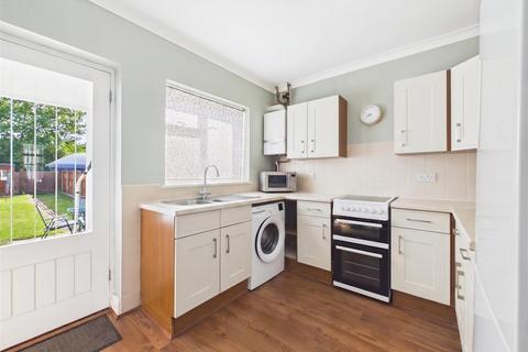 3 bedroom terraced house for sale, Dulverton Road, Ruislip HA4