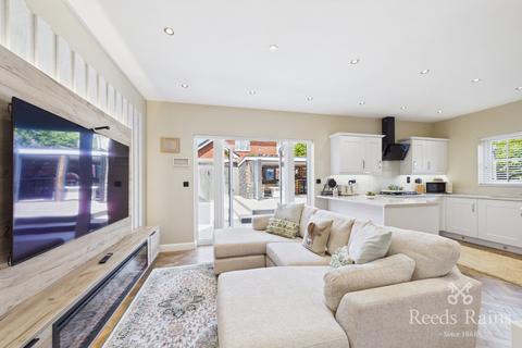 4 bedroom detached house for sale, Collins Green Drive, Merseyside WA9