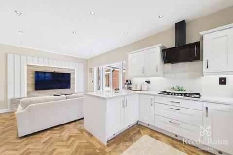 4 bedroom detached house for sale, Collins Green Drive, Merseyside WA9