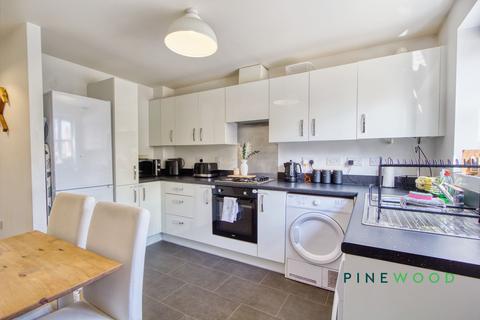 2 bedroom semi-detached house for sale, Foxglove Close, Chesterfield S44