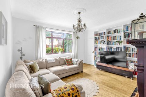 3 bedroom semi-detached house for sale, Green Lane, Oldham