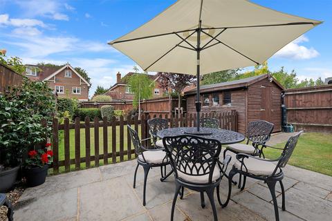Brighton Road, Banstead, Surrey, SM7