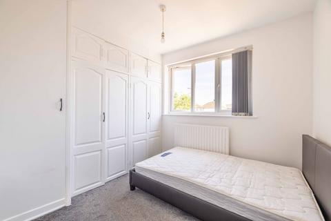 2 bedroom terraced house for sale, Waterbeach Road, Slough SL1