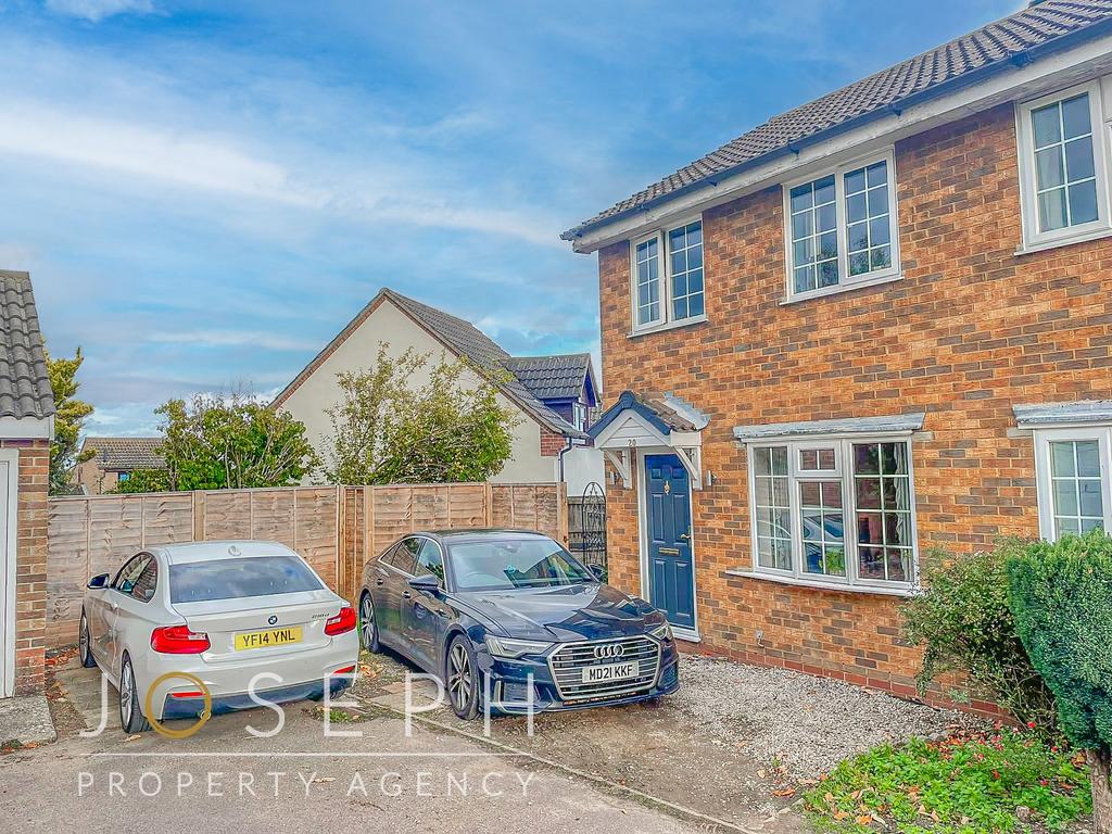 2 bedroom semi-detached house to rent