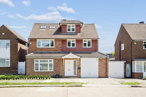 5 bedroom detached house for sale, Meredith Close, Pinner