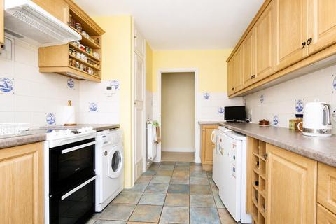 2 bedroom bungalow for sale, ALLEN ROAD, GREAT BOOKHAM, KT23