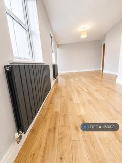 2 bedroom flat to rent, Meridien, Hornchurch, RM11