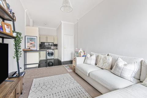 1 bedroom flat for sale, Beningfield Drive, London Colney, AL2