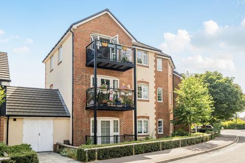 2 bedroom flat for sale, Chatsworth Road, Chichester, PO19